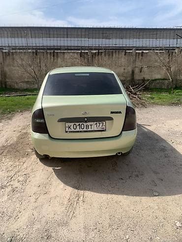 Транспорт: ВАЗ (ЛАДА) Kalina: 2006 г., 1.6 л, Механика, Бензин, Хэтчбэк — 3