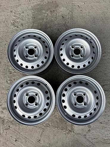 golf 4: Железные Диски R 14 отверстий - 4, Б/у — 2