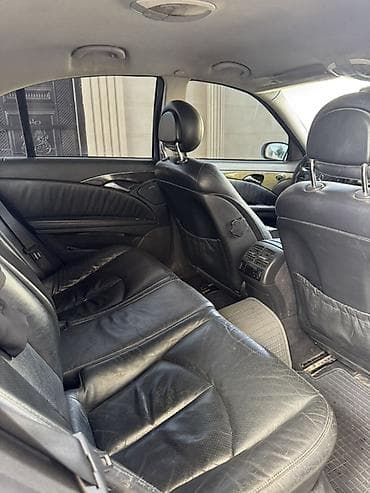 илизон машына: Mercedes-Benz E-Class: 2004 г., 2.6 л, Кол менен иштөөчү, Бензин, Седан — 6