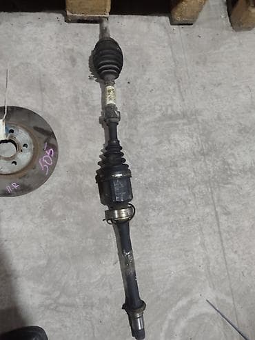 Привод (ШРУС в сборе) передний правый для Toyota Camry ACV30, 2.0/2.4 at lalafo.kg Привод (ШРУС в сборе) передний правый для Toyota Camry ACV30, 2.0/2.4