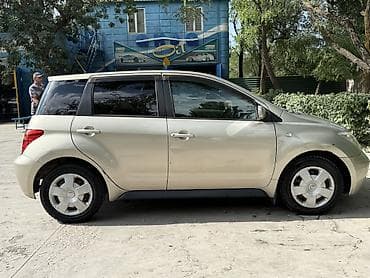 не ездили: Toyota Ist: 2003 г., 1.3 л, Автомат, Бензин, Хэтчбэк — 5
