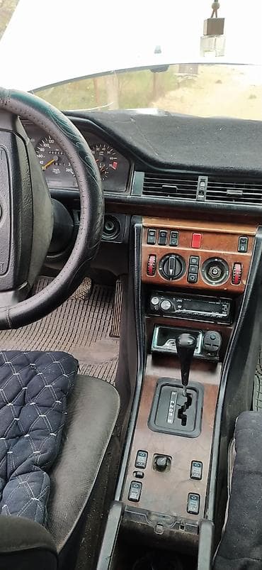hyundai grandeur продажа: Mercedes-Benz E-Class: 1993 г., 3.2 л, Автомат, Бензин, Универсал — 4