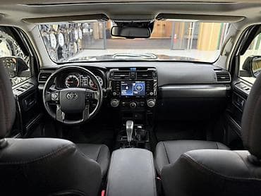 tayota 4 runner: Toyota 4Runner: 2024 г., 4 л, Типтроник, Бензин, Внедорожник — 7