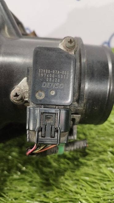 crv 2: Honda CR-V EX v-2.4 2008 год, расходомер воздуха — 1