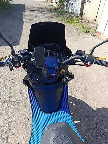 скутер утка: Макси-скутер 175 куб. см, Бензин, Б/у — 7