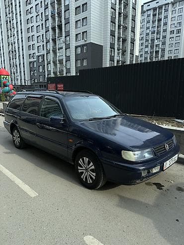 Volkswagen Passat Variant: 1994 г., 2 л, Механика, Бензин, Универсал