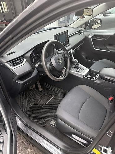 step 2: Toyota RAV4: 2019 г., 2.5 л, Автомат, Бензин, Кроссовер — 2