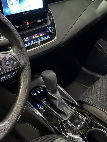 byd e2 2021: Toyota Corolla: 2020 г., 1.8 л, Автомат, Гибрид, Седан — 10