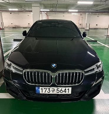 крыло на бмв: BMW 520: 2022 г., Бензин, Седан — 1