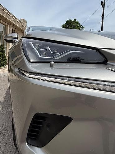 rexston khan: Lexus NX: 2018 г., 2.5 л, Вариатор, Гибрид, Кроссовер — 7