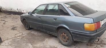 Audi 80: 1990 г., Седан