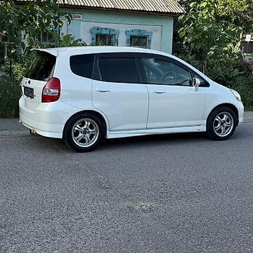 fit 2012: Honda Fit: 2003 г., 1.3 л, Вариатор, Бензин — 3