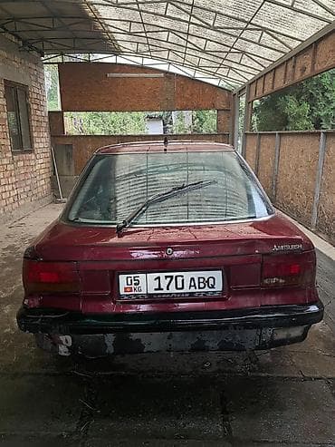 90: Mitsubishi Lancer: 1990 г., 1.5 л, Механика, Бензин, Седан — 5