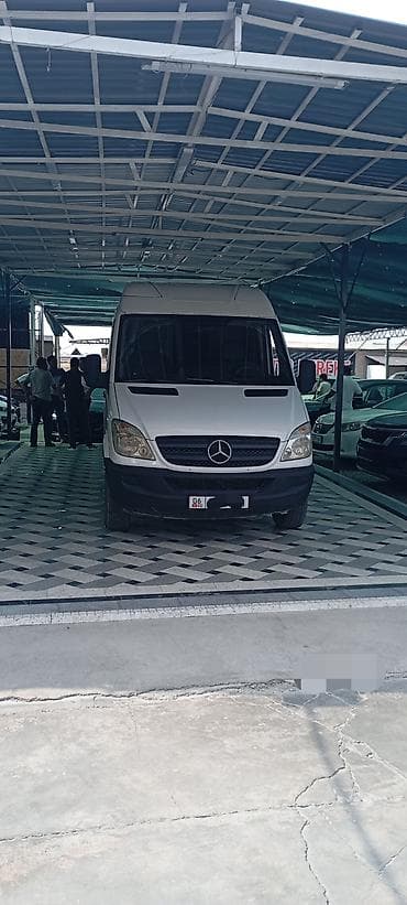 машина кузов: Mercedes-Benz Sprinter грузовое фургон (длинная база, высокий — 1
