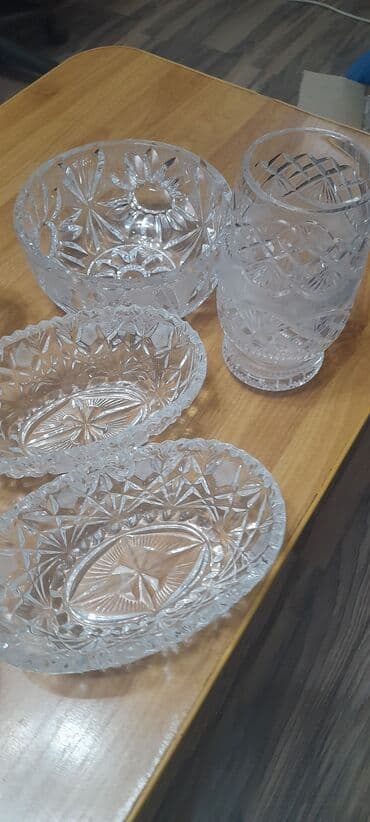 красивые вещи: Продаю хрусталь Советский.Большие.Сост отличное.Цена 1000 сом шт.Какой — 2