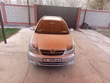 продаю в связи с переездом: Toyota Corolla: 2004 г., 1.8 л, Универсал — 4