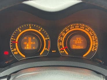 прибор е34: Toyota Auris: 2007 г., 1.6 л, Механика, Дизель, Хэтчбэк — 5