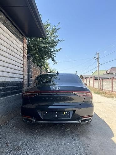 Продажа авто: Hyundai Grandeur: 2022 г., 2.4 л, Робот, Гибрид, Седан — 7