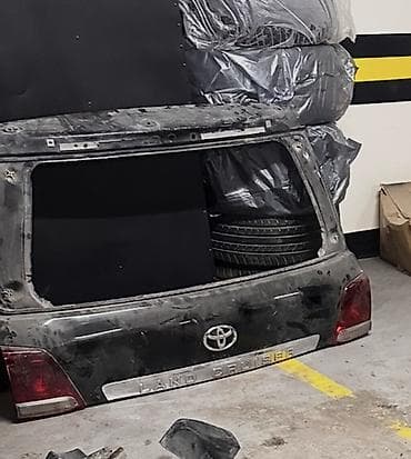 купить л 200: Продаю кузовные детали от Toyota Land Cruiser 200 . 2008год все в — 3