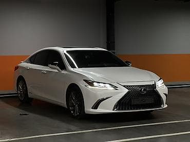 Транспорт: Lexus ES: 2021 г., 2.5 л, Вариатор, Гибрид, Седан — 2