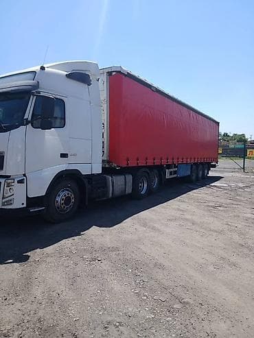 440: Тягач, Volvo, 2009 г., Шторный — 1