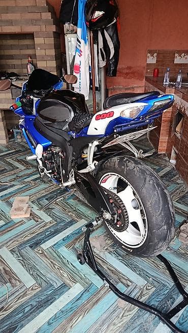 кел кел: Спортбайк Suzuki, 1000 куб. см, Бензин, Чоңдор үчүн, Колдонулган — 5