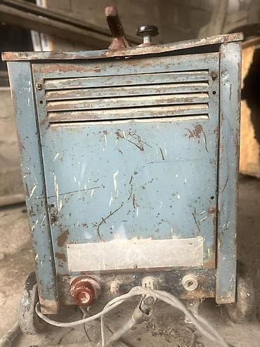 Сварочный аппарат, Ручная дуговая сварка, Б/у at lalafo.kg Сварочный аппарат, Ручная дуговая сварка, Б/у