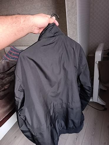 Юбкалар: Мужская куртка, весенняя и осеняя продаю мужскую куртку почти как — 2