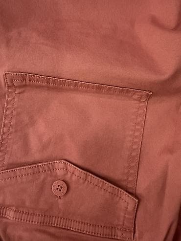 шым: Новые Calvin Klein Jeans карго-джоггеры Размер: C можно М — посадка — 4