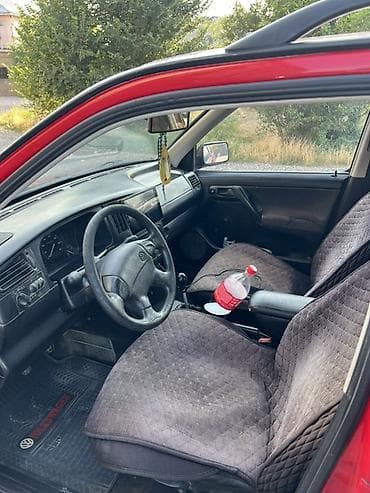 Volkswagen Golf: 1995 г., 1.8 л, Кол менен иштөөчү, Бензин, Универсал — 1