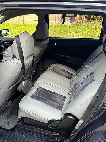 Toyota WISH: 2004 г., 2 л, Вариатор, Минивэн — 4