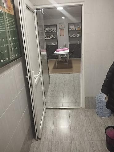 15 кв: 🏢 Сдаётся помещение 29 кв.м на Киевской 96а! 💼 Идеально под массажный — 4