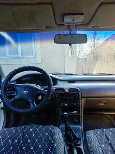 купить запчасти на опель вектра б: Mazda 626: 1992 г., 1.8 л, Механика, Бензиновая, Седан — 9