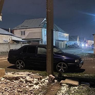 вента токмок: Volkswagen Vento: 1992 г., 1.8 л, Механика, Бензин, Седан — 1