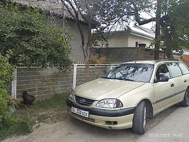 daf 2013: Toyota Avensis: 2002 г., Универсал — 1
