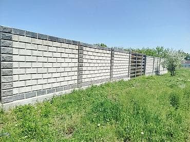 Гаражи: Заборы из пескоблока — 1