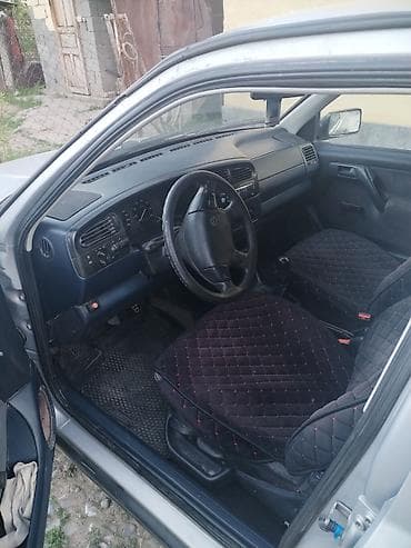 бампер на опель вектра б: Volkswagen Vento: 1993 г., 1.8 л, Седан — 3