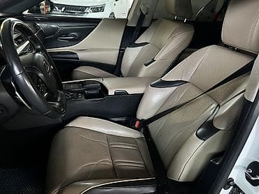 k3 2020: Lexus ES: 2020 г., 2.5 л, Гибрид — 10