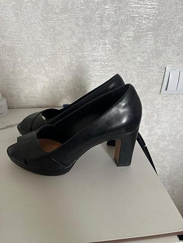 clark: Туфли, 39, Clarks, Б/у, цвет - Черный — 4