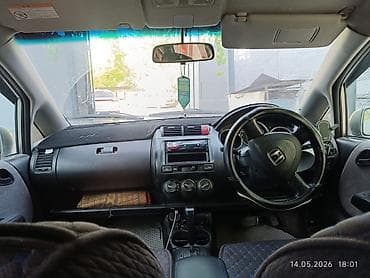 багажники на фит: Honda Fit: 2003 г., 1.5 л, Автомат, Хэтчбэк — 4