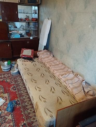 Прямой диван, Б/у