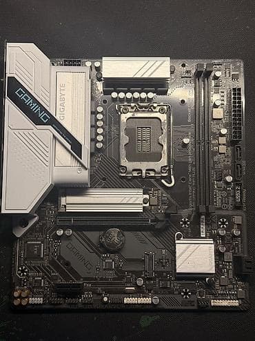 intel pentium: Материнская плата для ПК, Б/у, Gigabyte, LGA1700, Micro-ATX — 3