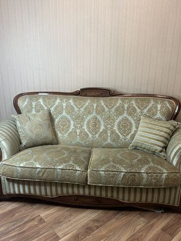 диваны кравать: Диван-раскладушка с прочным деревянным каркасом и двумя мягкими — 1