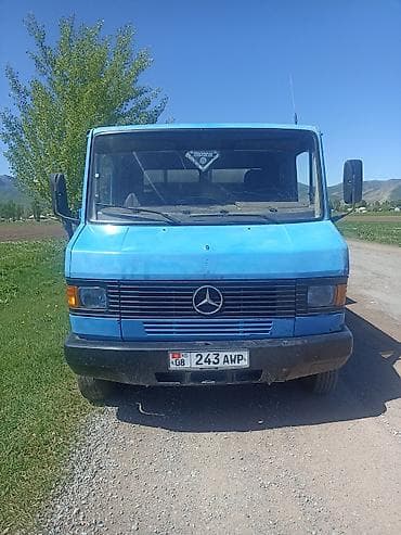 тягач жайфан: Грузовик, Mercedes-Benz, Дубль, 7 т, Б/у — 9
