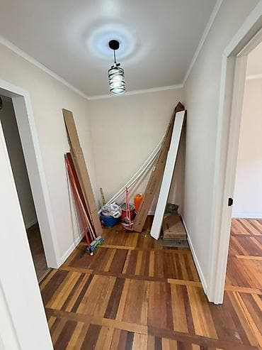 Продажа квартир: 5 и более комнат, 90 м², 1 этаж — 2