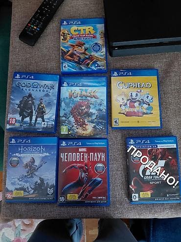PlayStation 4 Slim + комплект аксессуаров и игр Состав набора: -