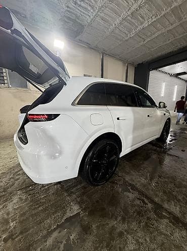 только продажа: Lixiang L6: 2024 г., 1.5 л, Гибрид — 6