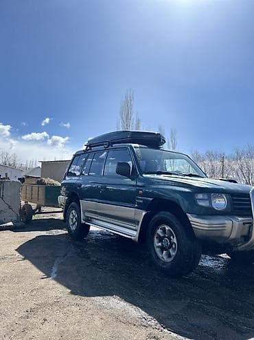 хонда истеп 1: Mitsubishi Pajero: 2003 г., 2.5 л, Кол менен иштөөчү, Дизель, Жол тандабас — 2