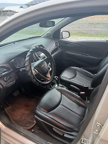 рул спарк: Chevrolet Spark: 2017 г., Автомат, Бензин, Хэтчбэк — 5