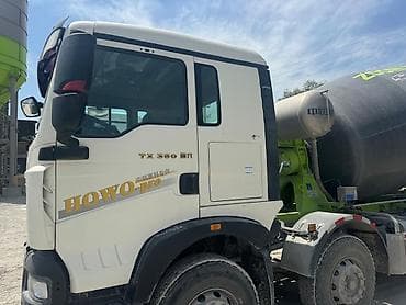 Продажа авто: Срочно продаю Хово новый. С рабочим местом — 4